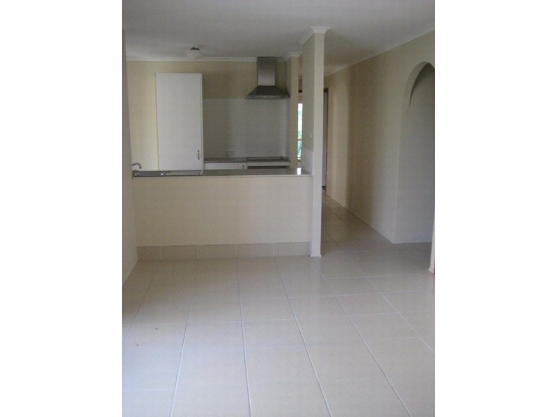 42 Marble Drive, Carrara QLD 4211