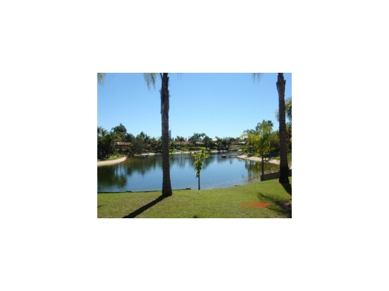 9/14 Dunlop Court, Burleigh Waters QLD 4220