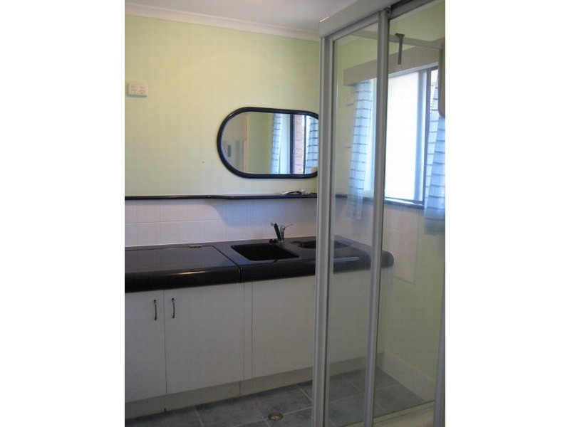 6/50 Oceanic Drive, Mermaid Waters QLD 4218