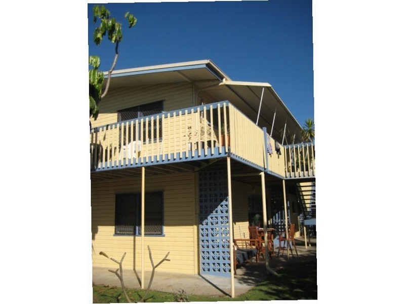 2/38 Seashell Ave, Mermaid Beach QLD 4218