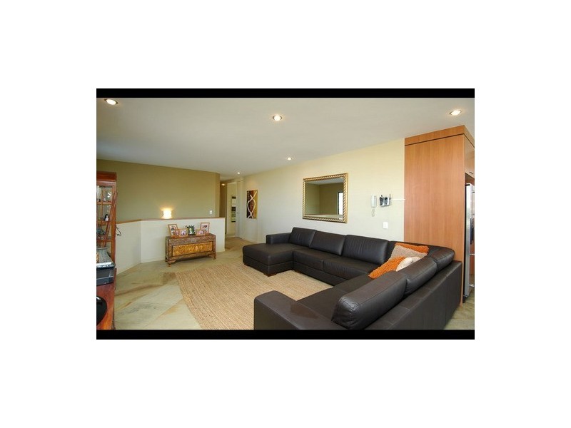 39b Cronulla Ave, Mermaid Beach QLD 4218