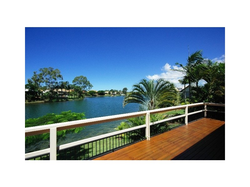 13 Normanby Street, Mermaid Waters QLD 4218