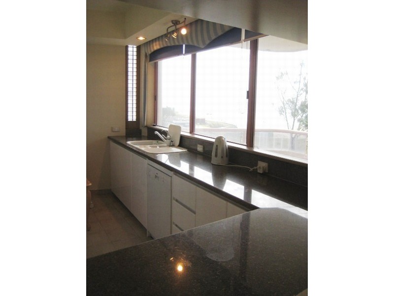 3/37 Garfield, Surfers Paradise QLD 4217