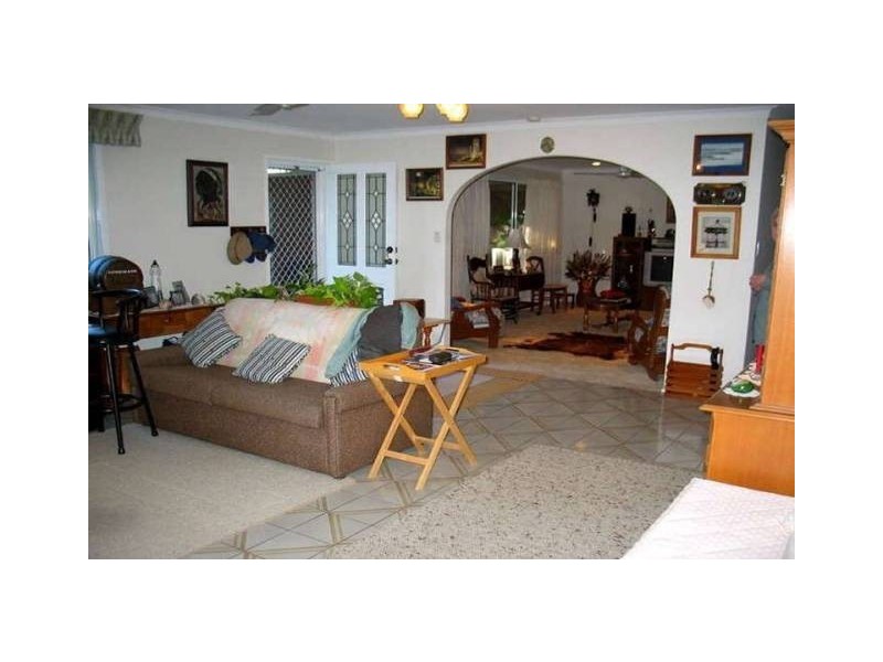 41 Lancelin Drive, Mermaid Waters QLD 4218