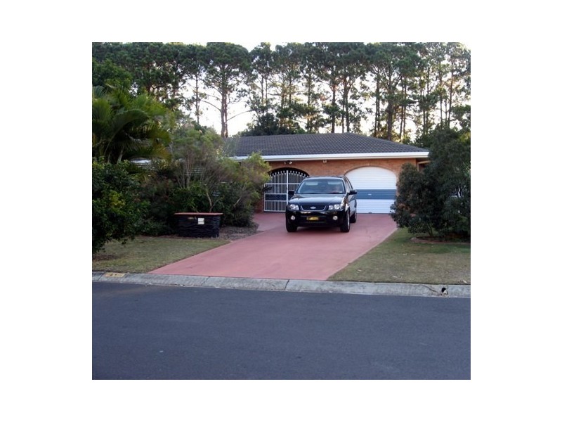 41 Lancelin Drive, Mermaid Waters QLD 4218