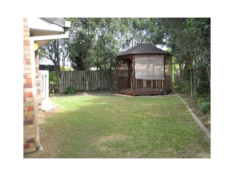 1/4 Sonama Court, Burleigh Waters QLD 4220