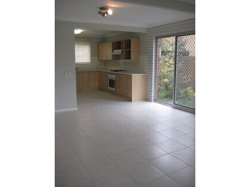 1/13 Orvieto Ave, Mermaid Waters QLD 4218