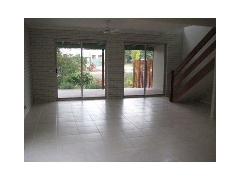 1/13 Orvieto Ave, Mermaid Waters QLD 4218