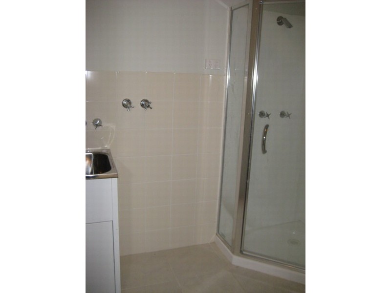 1/13 Orvieto Ave, Mermaid Waters QLD 4218