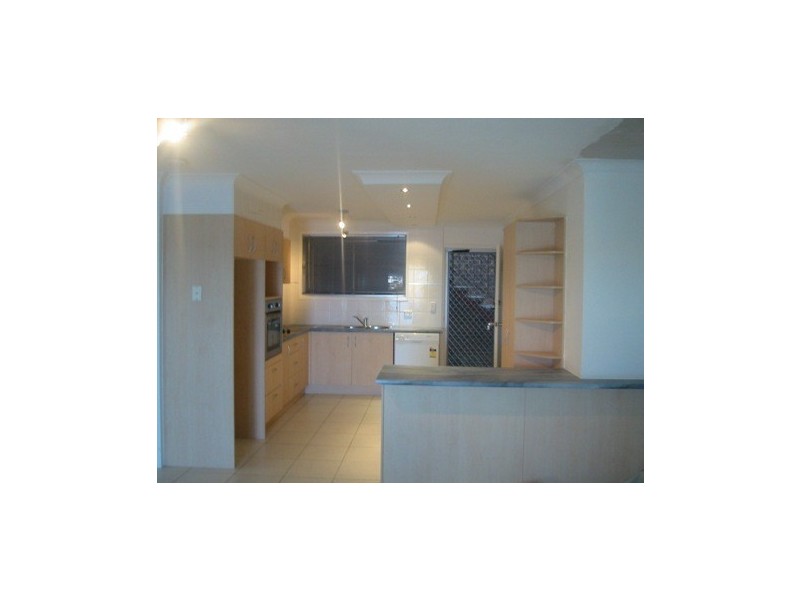 2/27 Duet Drive, Mermaid Waters QLD 4218