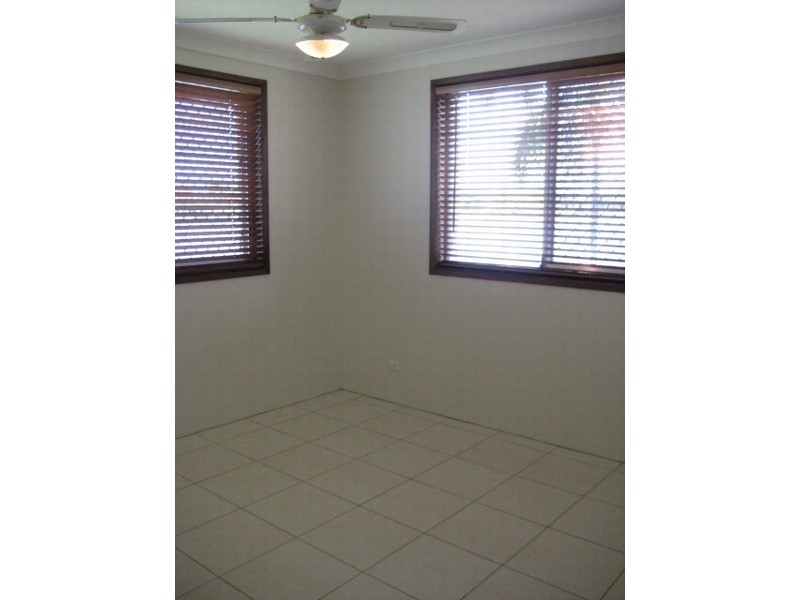 2/27 Duet Drive, Mermaid Waters QLD 4218