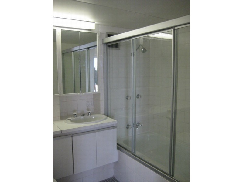 92/32 Riverview Parade, Surfers Paradise QLD 4217