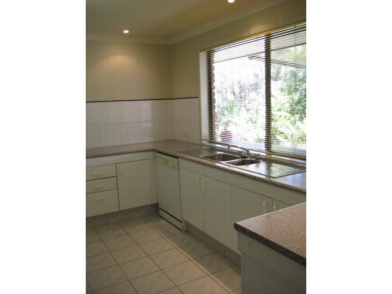 345 Rio Vista Blvd, Mermaid Waters QLD 4218