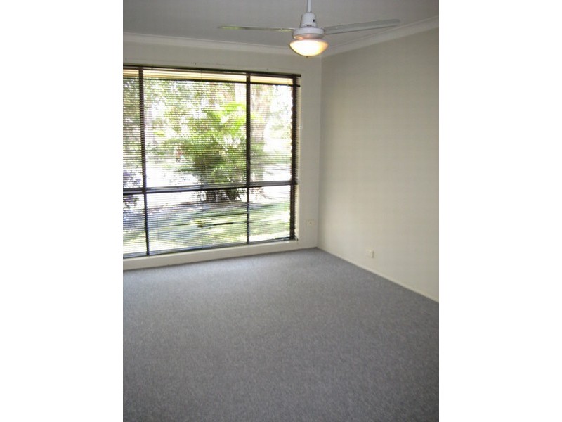 345 Rio Vista Blvd, Mermaid Waters QLD 4218