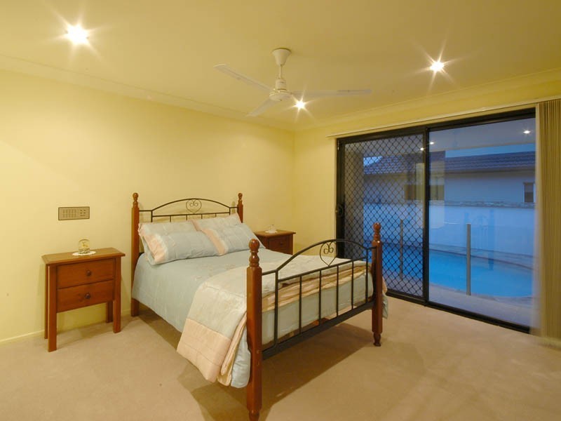 15 Gregory Drive, Carrara QLD 4211