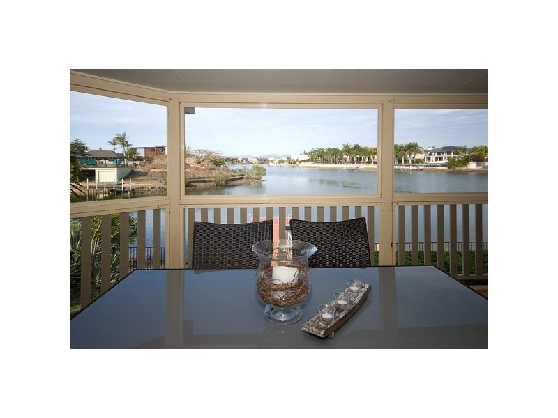 333 Monaco Street, Broadbeach Waters QLD 4218