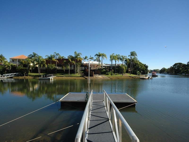 45 Witt Avenue, Carrara QLD 4211