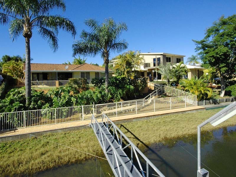 45 Witt Avenue, Carrara QLD 4211
