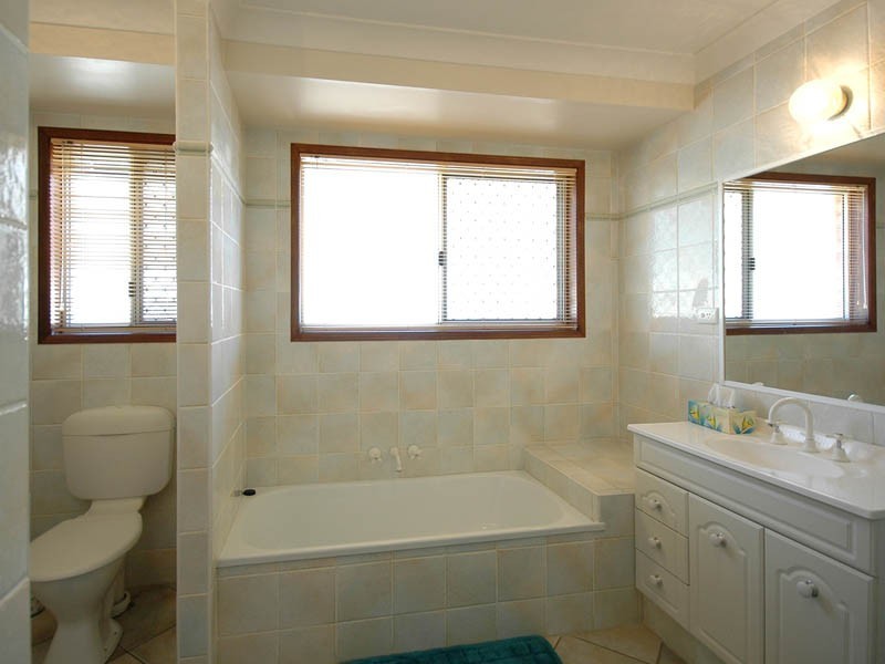 45 Witt Avenue, Carrara QLD 4211