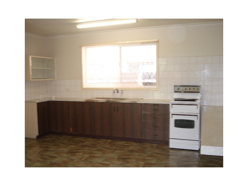 4/2423 Gold Coast Highway, Mermaid Beach QLD 4218