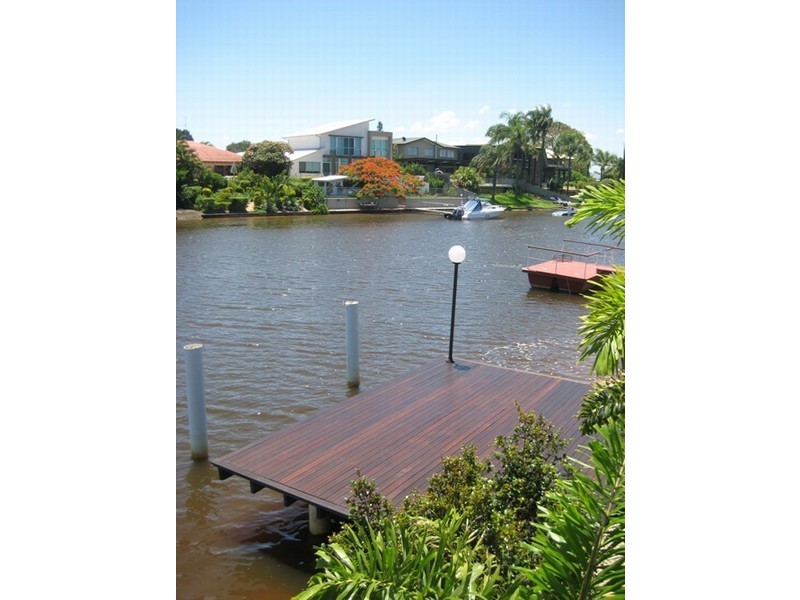 25 Wombat Crt, Sorrento QLD 4217