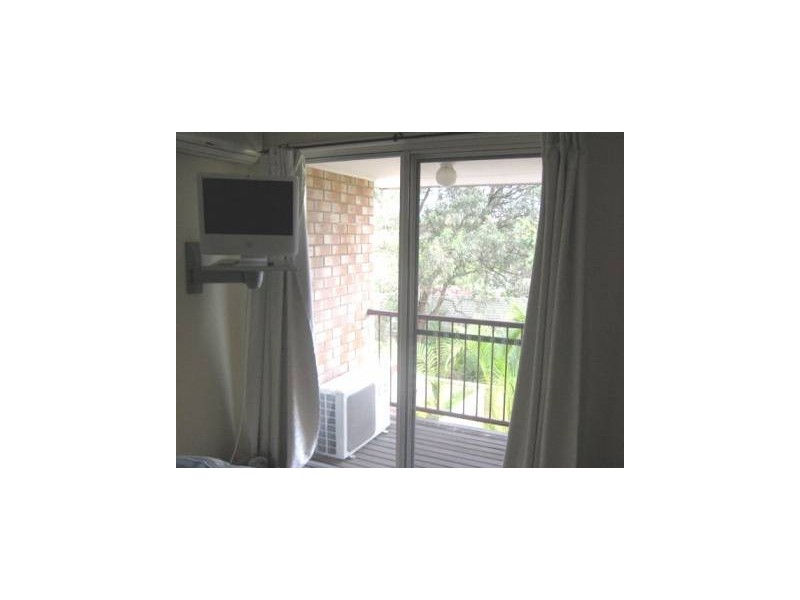 8 Gooding Drive, Merrimac QLD 4226