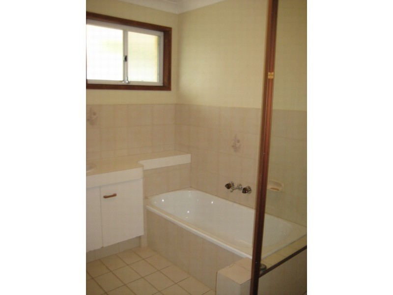 9 Ireby Court, Mermaid Waters QLD 4218