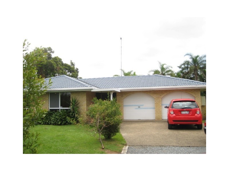 9 Ireby Court, Mermaid Waters QLD 4218