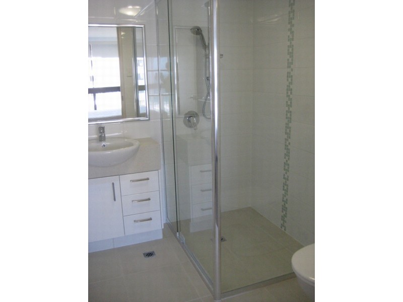 16B/4 Old Burleigh Road, Surfers Paradise QLD 4217
