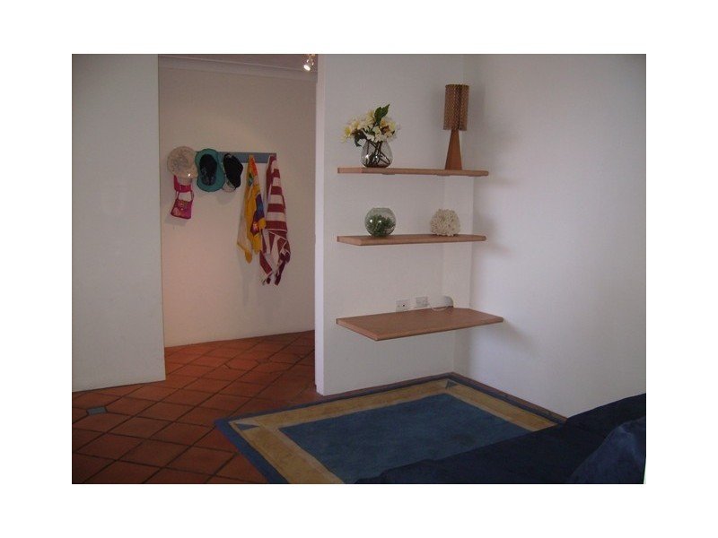 2D/50 Old Burleigh Road, Broadbeach QLD 4218
