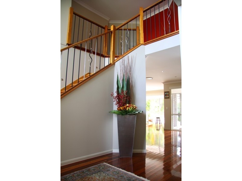 14 St Martin Place, Clear Island Waters QLD 4226