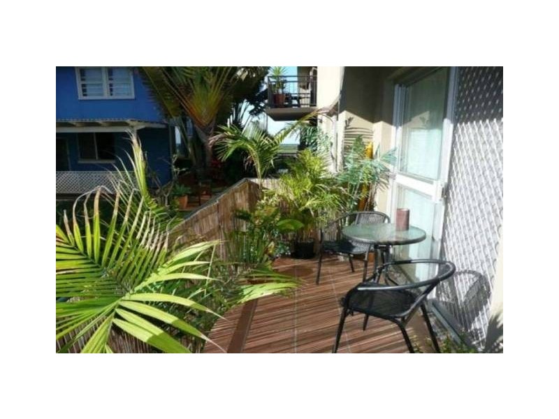 3/70 Marine Pde, Miami QLD 4220