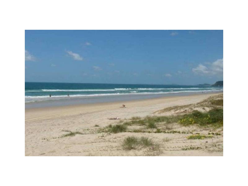 3/70 Marine Pde, Miami QLD 4220