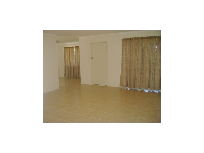 31 Talinga Place, Broadbeach Waters QLD 4218