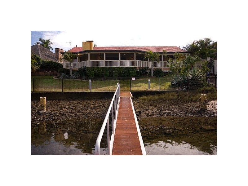 333 Monaco Street, Broadbeach Waters QLD 4218