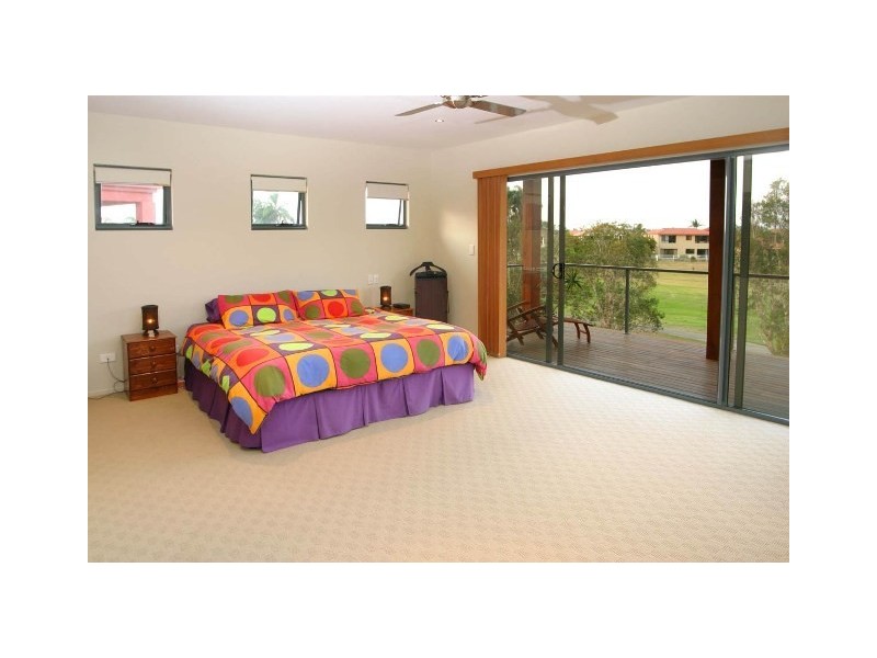 15/145 Palm Meadows Drive, Carrara QLD 4211