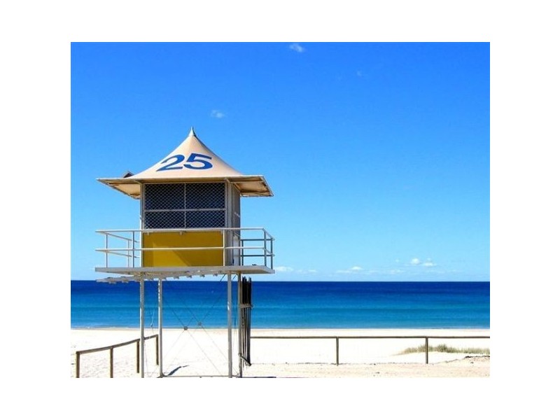 4/1 Angie Court, Mermaid Waters QLD 4218