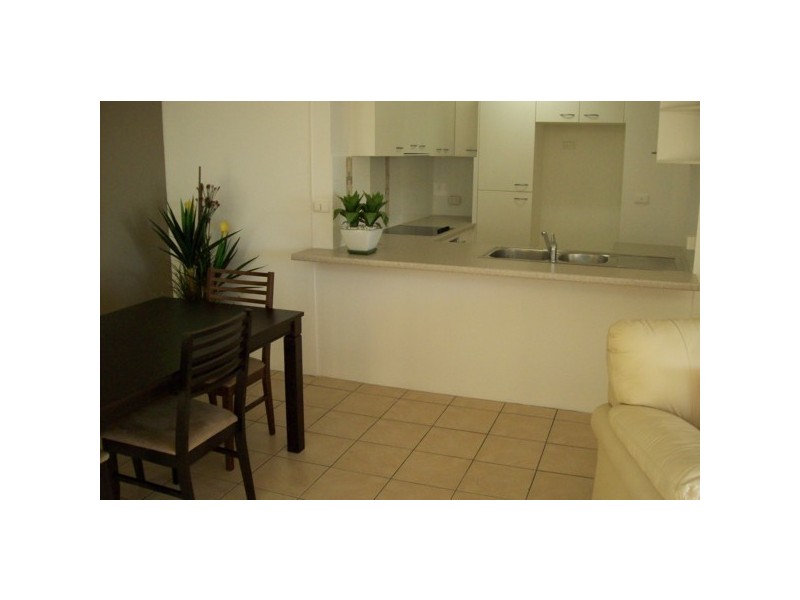 10/45 Duet Drive, Mermaid Waters QLD 4218