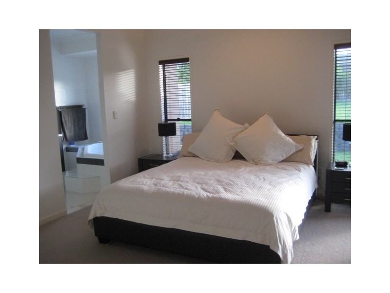 32 Bridie Drive, Upper Coomera QLD 4209