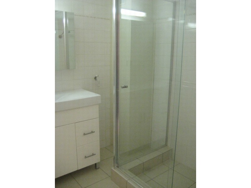 6/10 Duet Drive, Mermaid Waters QLD 4218