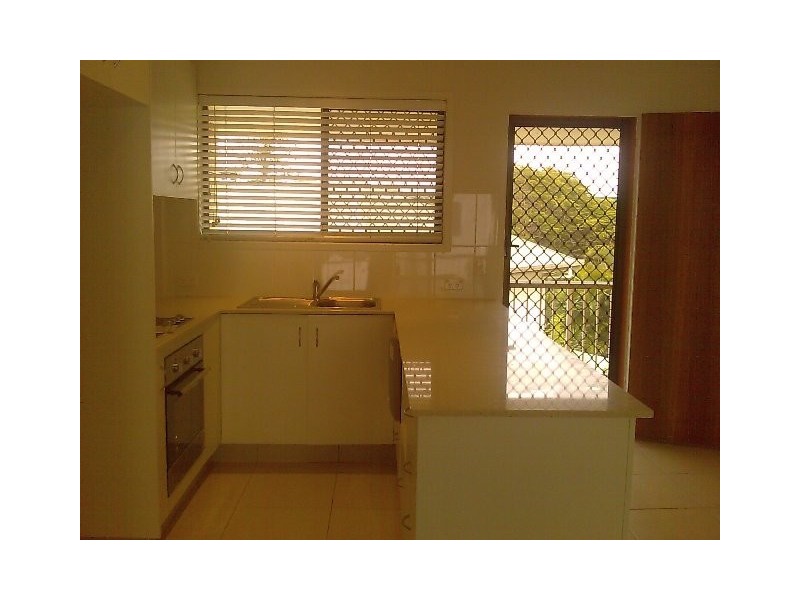 5/10 Cannes Avenue, Surfers Paradise QLD 4217