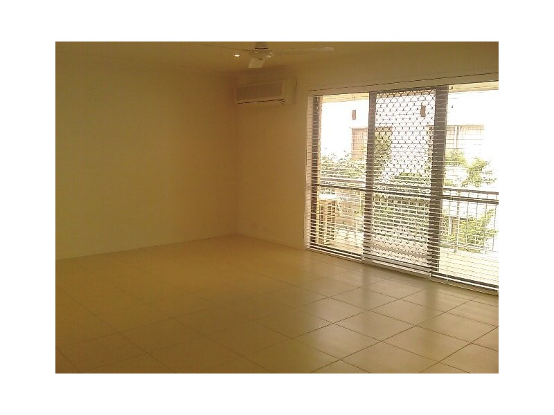 5/10 Cannes Avenue, Surfers Paradise QLD 4217