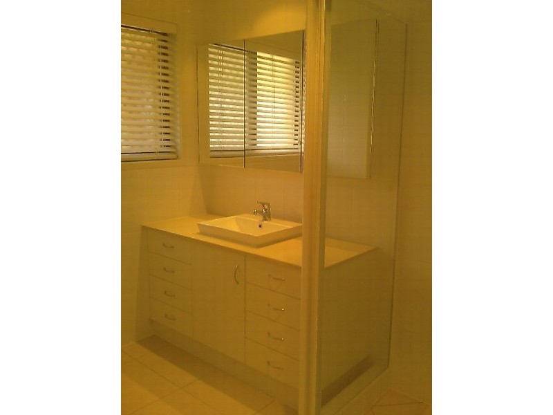 5/10 Cannes Avenue, Surfers Paradise QLD 4217