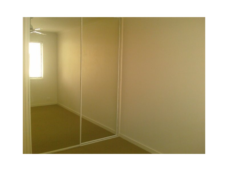 5/10 Cannes Avenue, Surfers Paradise QLD 4217