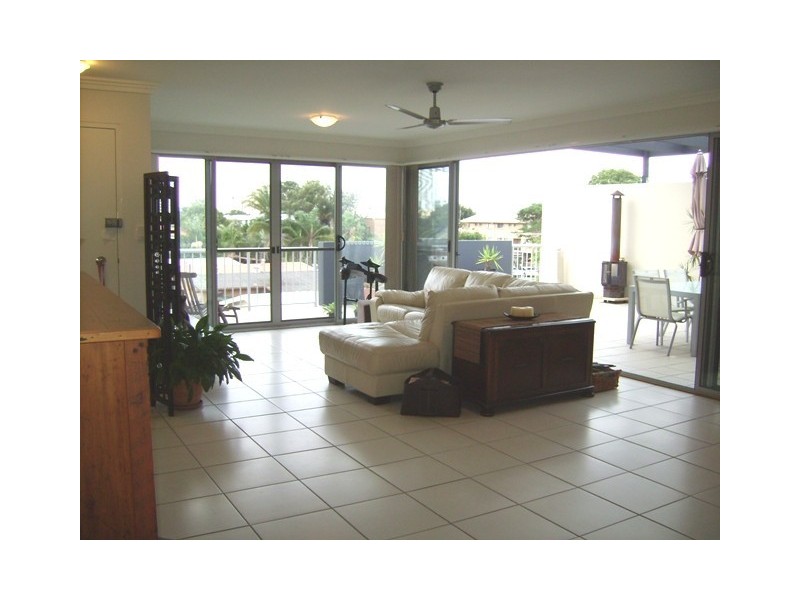 14/8 Proud Street, Labrador QLD 4215