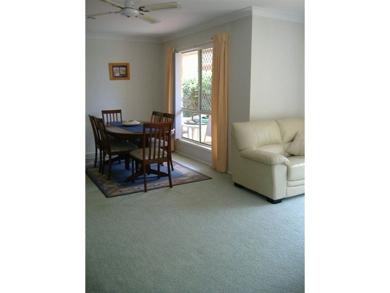 12 Pennsylvannia Avenue, Varsity Lakes QLD 4227