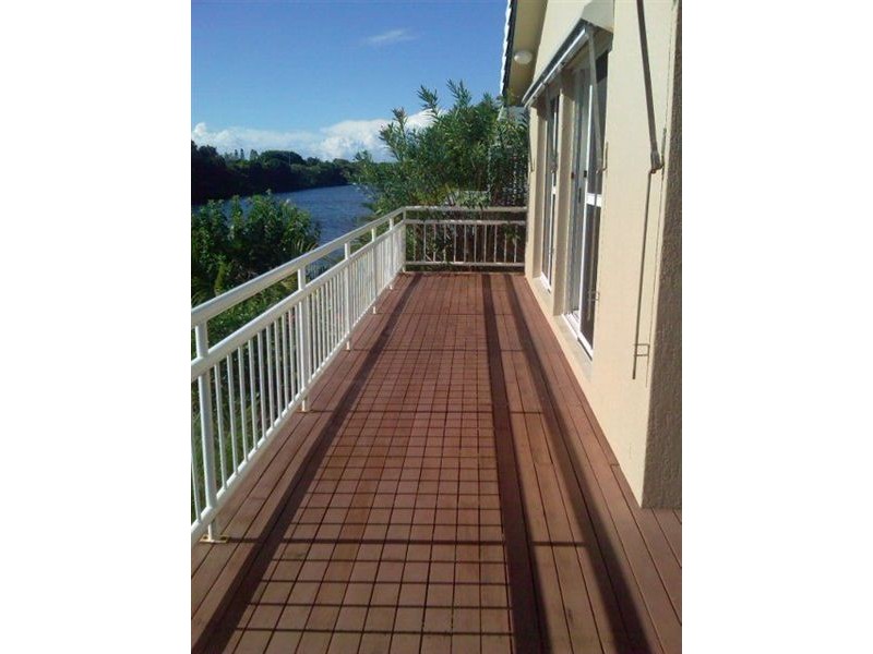 34 Emerton Crescent, Robina QLD 4226