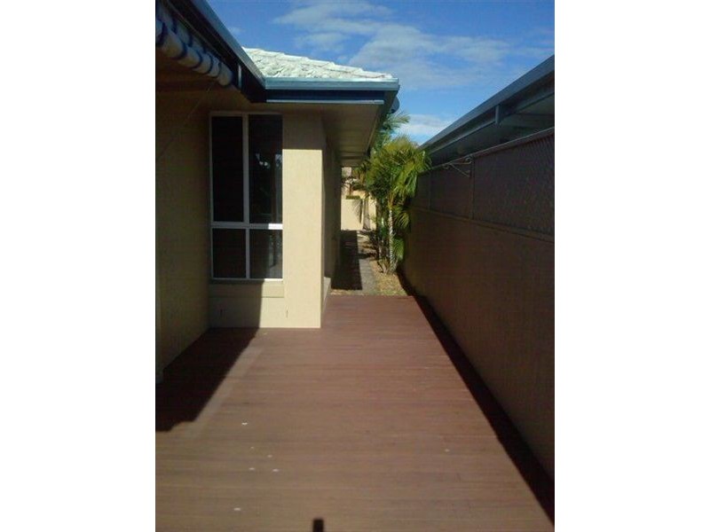 34 Emerton Crescent, Robina QLD 4226