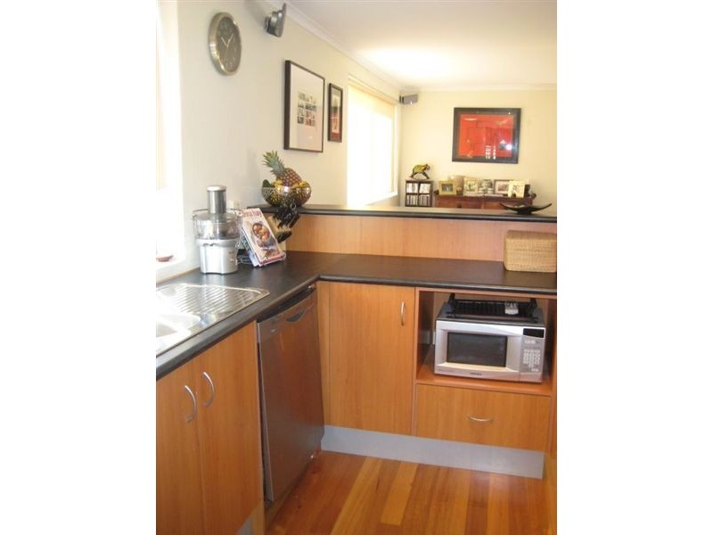 1/11 Hilda Street, Mermaid Beach QLD 4218