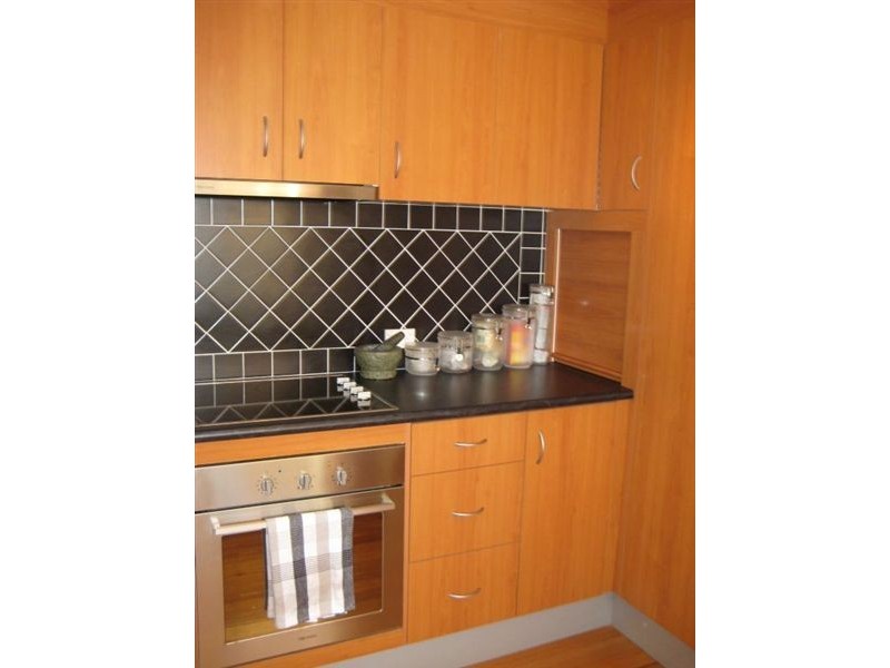 1/11 Hilda Street, Mermaid Beach QLD 4218